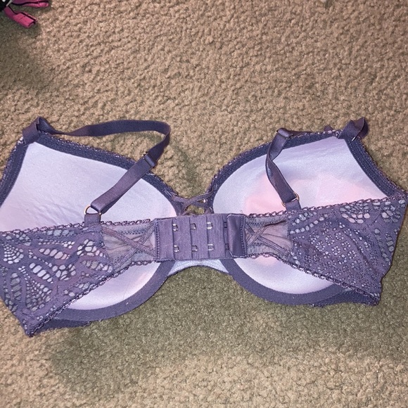 Victoria’s Secret Dream Angels purple Lace Overlay push up bra w/ lace up detail - Picture 4 of 6